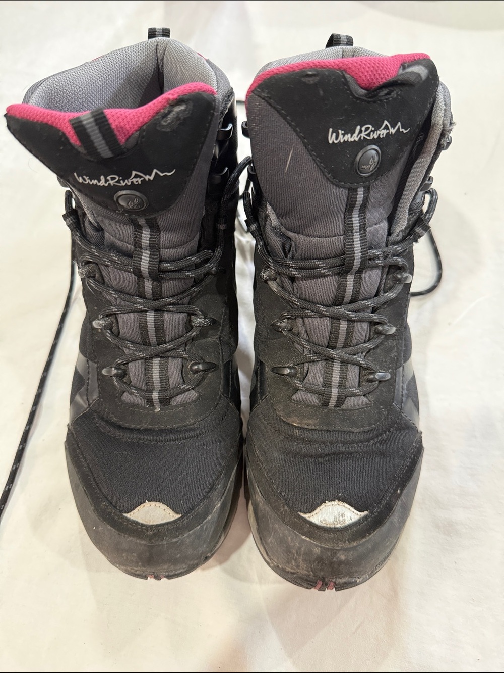 WindRiver Women's Black Winter Boots with Pink Trim
